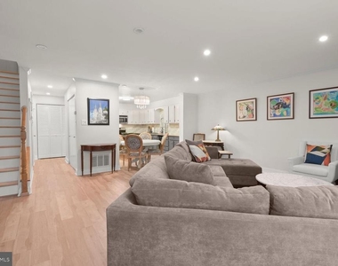 4 Dudley Court - Photo Thumbnail 13
