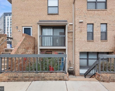 4 Dudley Court - Photo Thumbnail 4