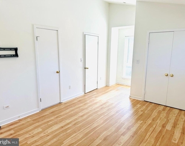 8902 Battery Place - Photo Thumbnail 14