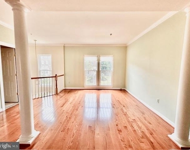 14115 Parker Farm Way - Photo Thumbnail 4
