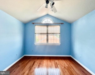 14115 Parker Farm Way - Photo Thumbnail 25
