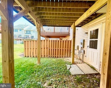 14115 Parker Farm Way - Photo Thumbnail 30