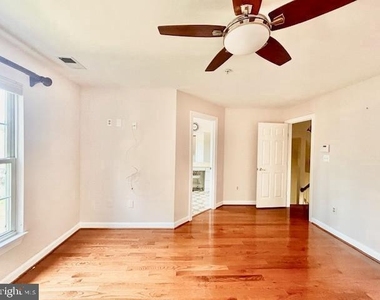 14115 Parker Farm Way - Photo Thumbnail 16