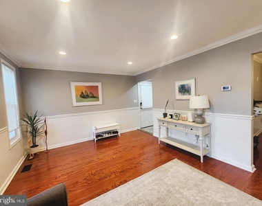 12607 English Orchard Court - Photo Thumbnail 4