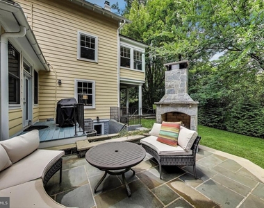 5809 Grosvenor Lane - Photo Thumbnail 31