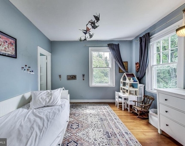 5809 Grosvenor Lane - Photo Thumbnail 20