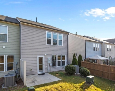 1049 Laceflower Drive - Photo Thumbnail 25