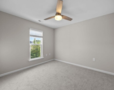 1049 Laceflower Drive - Photo Thumbnail 20