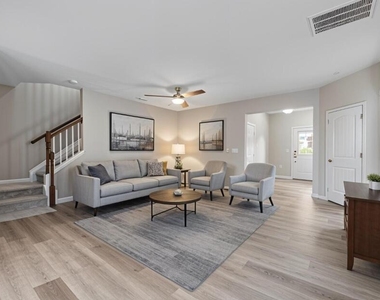 1049 Laceflower Drive - Photo Thumbnail 8