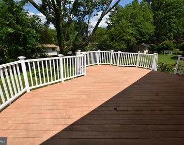 4015 Heathfield Road - Photo Thumbnail 23