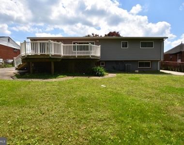 4015 Heathfield Road - Photo Thumbnail 24