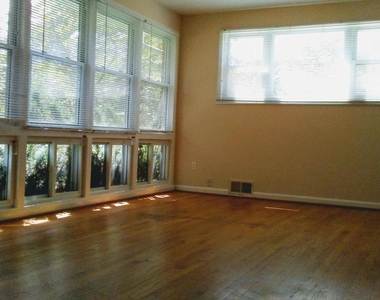 4009 Weller Road - Photo Thumbnail 2