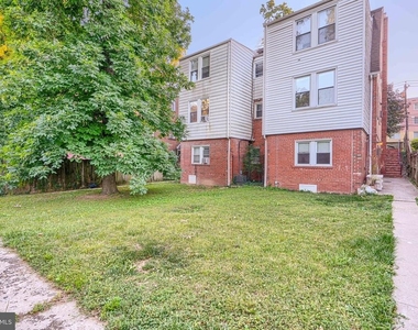 8611 Flower Avenue - Photo Thumbnail 23
