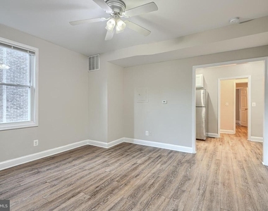 8611 Flower Avenue - Photo Thumbnail 4