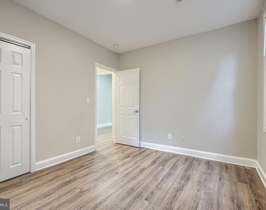 8611 Flower Avenue - Photo Thumbnail 13