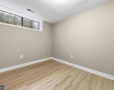 7817 Heatherton Ln. - Photo Thumbnail 30