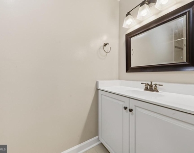 7817 Heatherton Ln. - Photo Thumbnail 26