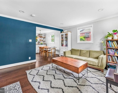 4610 Coachway Drive - Photo Thumbnail 3