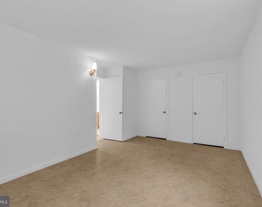 12413 Braxfield Court - Photo Thumbnail 14