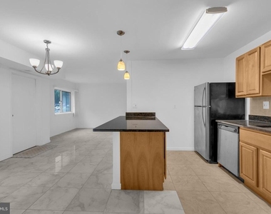 12413 Braxfield Court - Photo Thumbnail 17