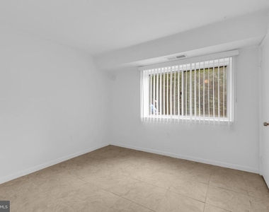 12413 Braxfield Court - Photo Thumbnail 10