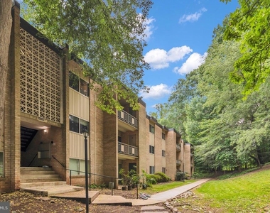 12413 Braxfield Court - Photo Thumbnail 3
