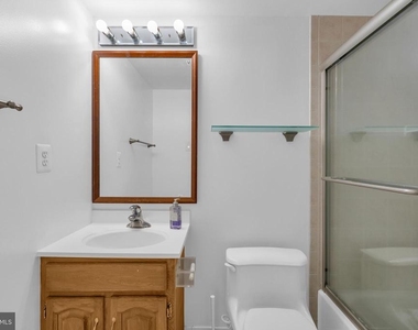 12413 Braxfield Court - Photo Thumbnail 16