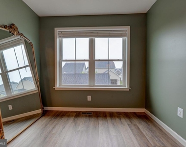 1309 Pedigree Street - Photo Thumbnail 25