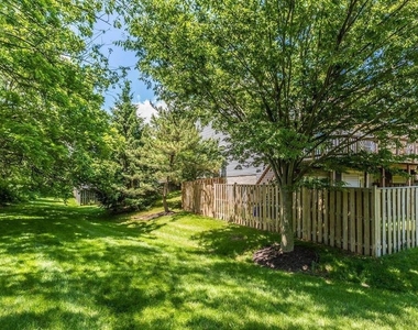6632 Granville Court - Photo Thumbnail 2