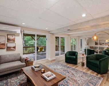 11492 Rawhide Road - Photo Thumbnail 12