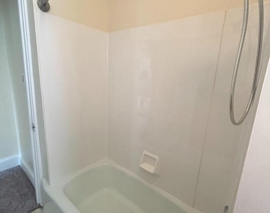 4301 Kolb Avenue - Photo Thumbnail 12
