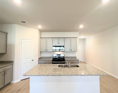2409 Corriente Path - Photo Thumbnail 8