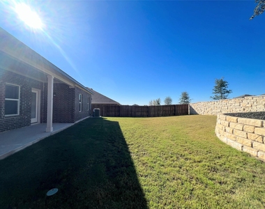 2409 Corriente Path - Photo Thumbnail 32