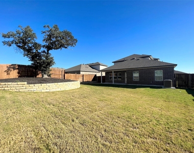 2409 Corriente Path - Photo Thumbnail 33