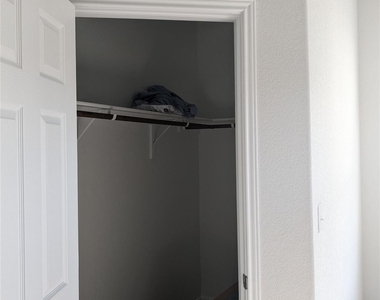 105 Durmont Pass - Photo Thumbnail 24