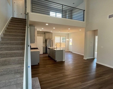 105 Durmont Pass - Photo Thumbnail 1
