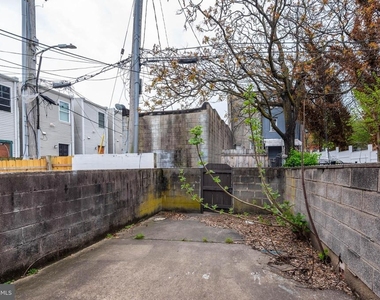 204 N Port Street - Photo Thumbnail 16