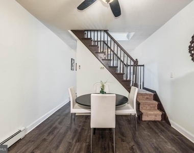 204 N Port Street - Photo Thumbnail 5