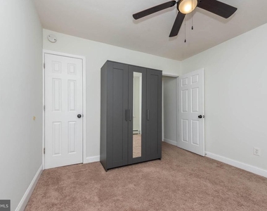 204 N Port Street - Photo Thumbnail 11