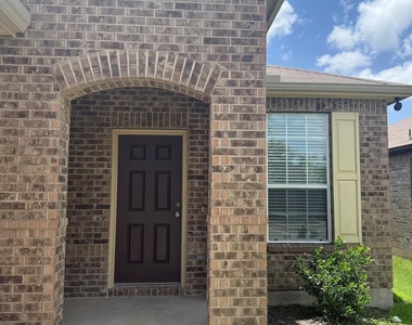130 Sundown Ave - Photo Thumbnail 3