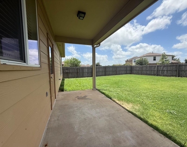 130 Sundown Ave - Photo Thumbnail 24
