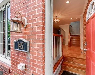 145 N Streeper Street - Photo Thumbnail 2
