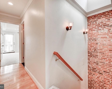 145 N Streeper Street - Photo Thumbnail 14