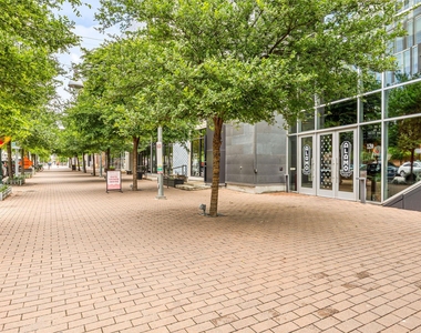 2409 Simond Ave - Photo Thumbnail 22