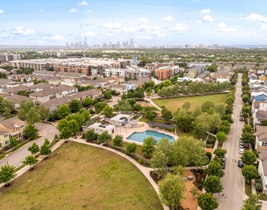 2409 Simond Ave - Photo Thumbnail 27