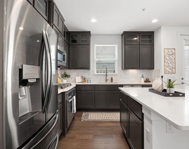 2409 Simond Ave - Photo Thumbnail 6