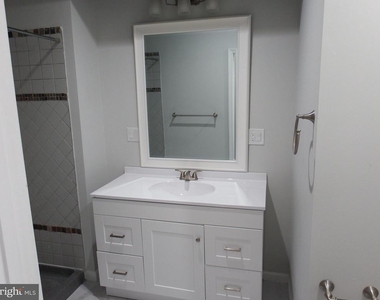 924 S Robinson Street - Photo Thumbnail 18