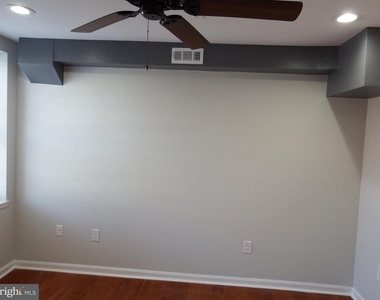 924 S Robinson Street - Photo Thumbnail 11