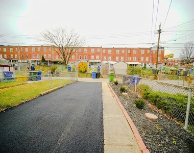 4011 Balfern Avenue - Photo Thumbnail 15