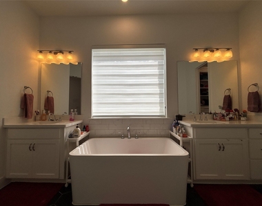 16916 Morelle Dr - Photo Thumbnail 15